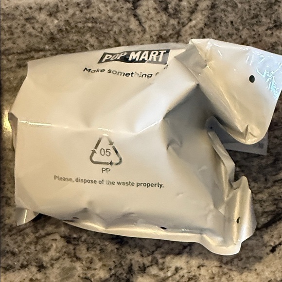 Popmart The Monsters Wacky Mart Figure handmade sandwich - Picture 4 of 9